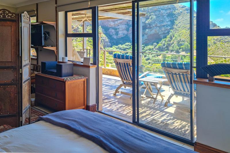 To Let 1 Bedroom Property for Rent in Admirals Kloof Western Cape